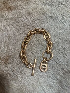 Michael Kors Heritage Padlock Bracelet.